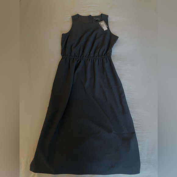 J.Crew Button-Back Midi Dress Black size 8 - Picture 4 of 7